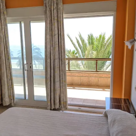 Primera Linea De Playa, 2-4 Personas * Estepona