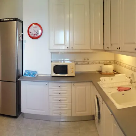 Primera Linea De Playa, 2-4 Personas Estepona