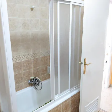 Primera Linea De Playa, 2-4 Personas