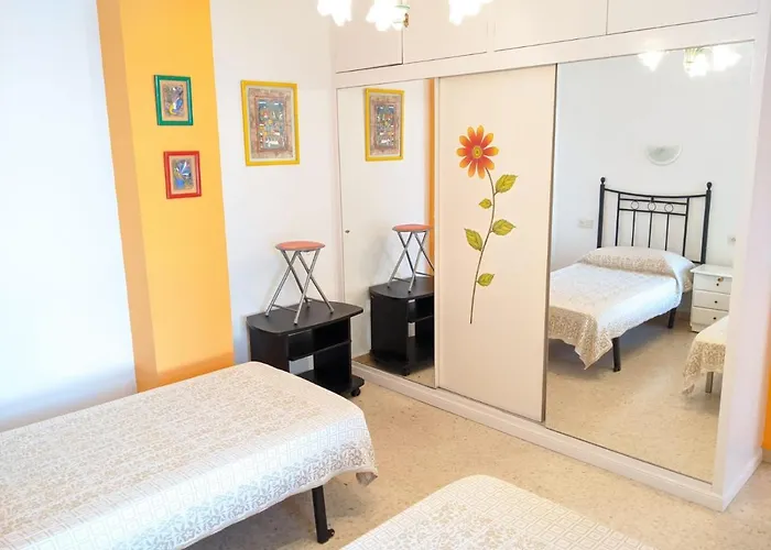 Apartamento Primera Línea De Playa, 2-4 Personas