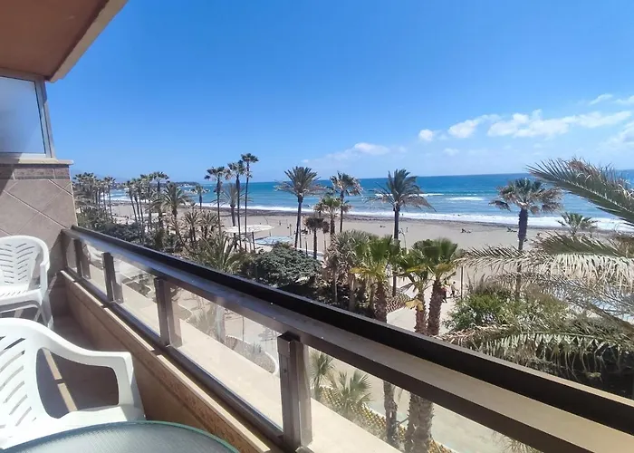 Primera Línea De Playa, 2-4 Personas Apartamento Estepona