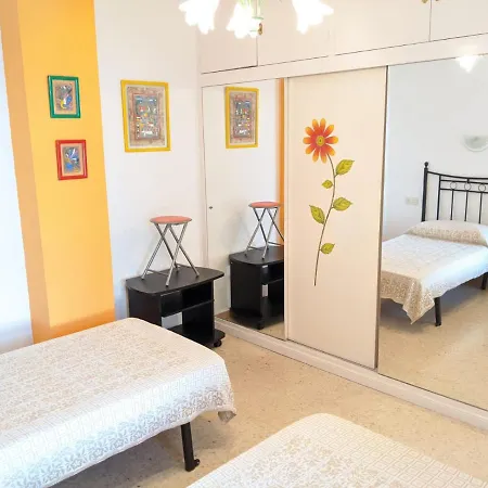 Апартаменты Primera Linea De Playa, 2-4 Personas