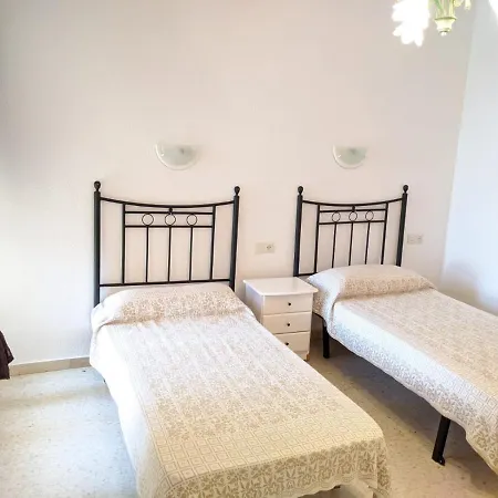 Primera Linea De Playa, 2-4 Personas